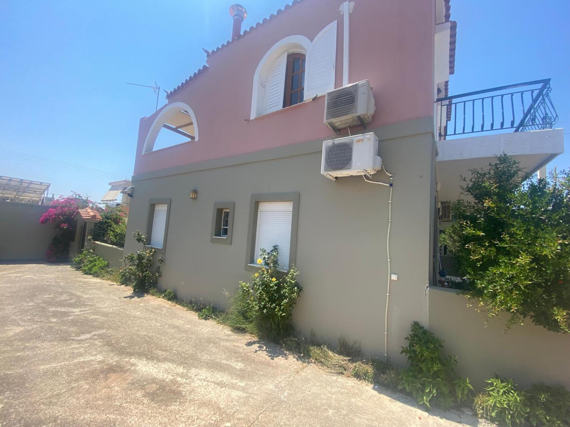 Ilisia Neapoli 2 Apartment *